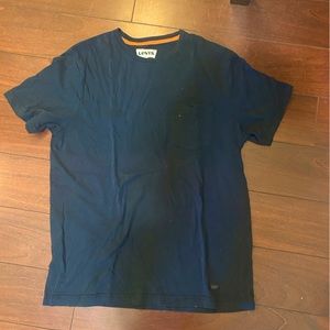 Levi’s Medium Short Sleeve Navy Blue Shirt w/ Front Pocket